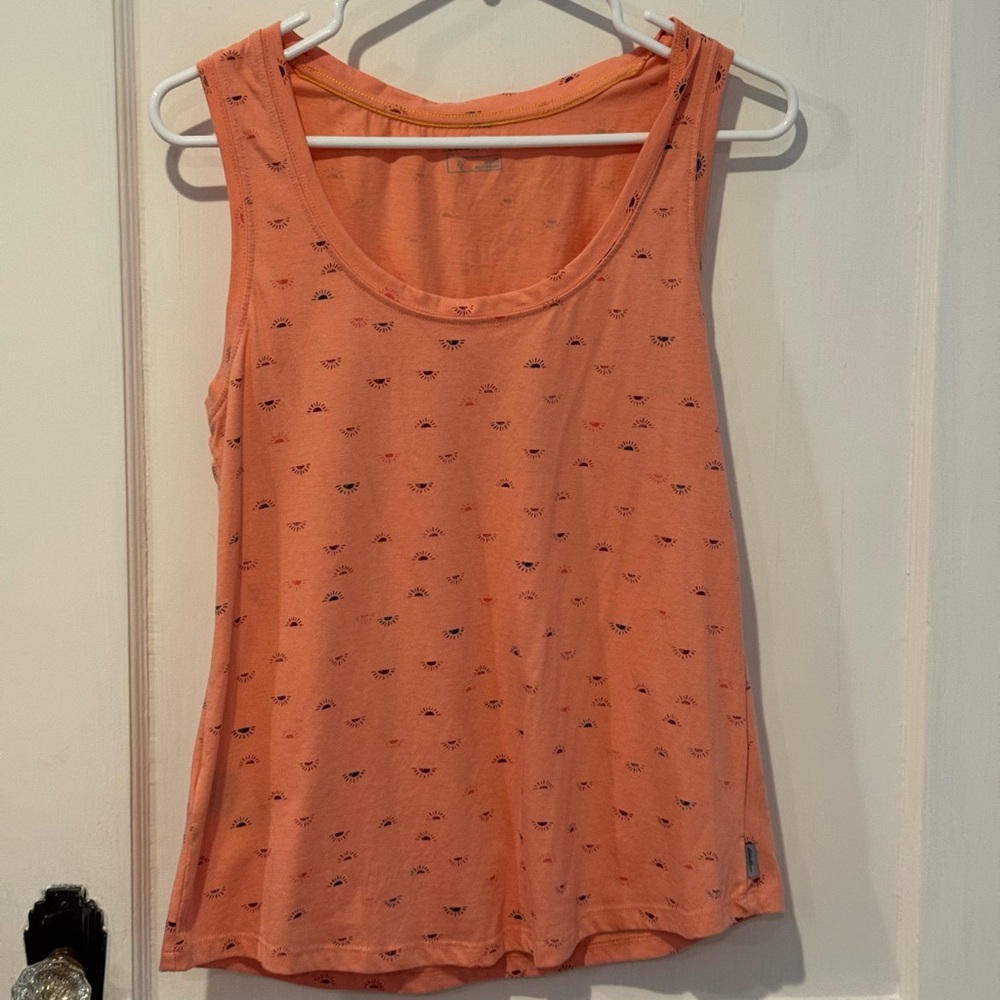 Peach Sleeveless Top with Sunrise Pattern